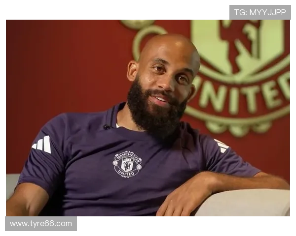 姆伯莫谈多位置适应性与中心角色